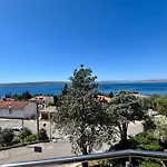 Picturesque Retreat