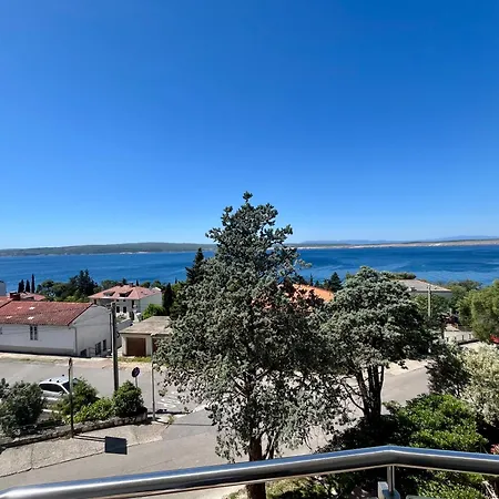 Picturesque Retreat